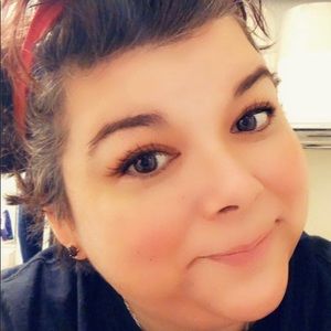 Meet your Posher, Cathy